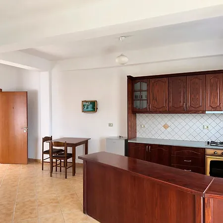 Berti Appartamento Sarandë